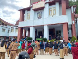 Polres Mamasa Kawal Aksi Damai Forum Guru Bersatu, Pastikan Situasi Tetap Kondusif