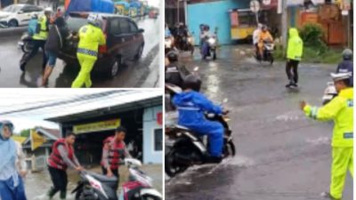 Luar biasa Terciduk Kasat Lantas Polres Gowa Turun Langsung Dorong Mobil Terjebak Banjir