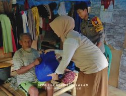 Bintara Polri Lintas Angkatan Sulbar Bagikan Sembako Berkah Ramadhan untuk Warga Mamuju