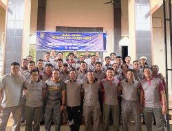 Hari Jadi ke-80 Intelijen Polri, Satintelkam Polres Gowa Berbagi Kepedulian Lewat Kerja Bakti