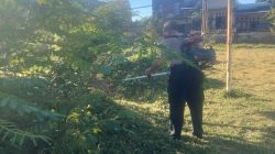 Jum’at Bersih,Kapolsek Bajeng Laksanakan Bersih-bersih Di Area Kantor